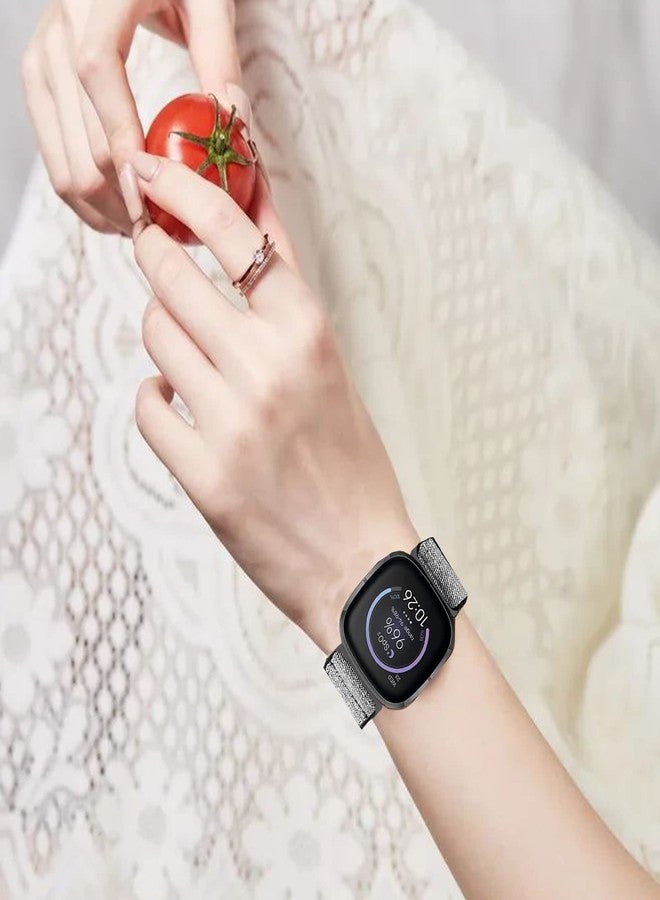 عبوة من 4 أربطة نايلون مرنة متوافقة مع Fitbit Versa 4/Versa 3/Sense 2/Sense، سوار معصم رياضي بديل قابل للتعديل مصنوع من النايلون الناعم والمسامي، مناسب للرجال والنساء - اللون 403 - Image 5