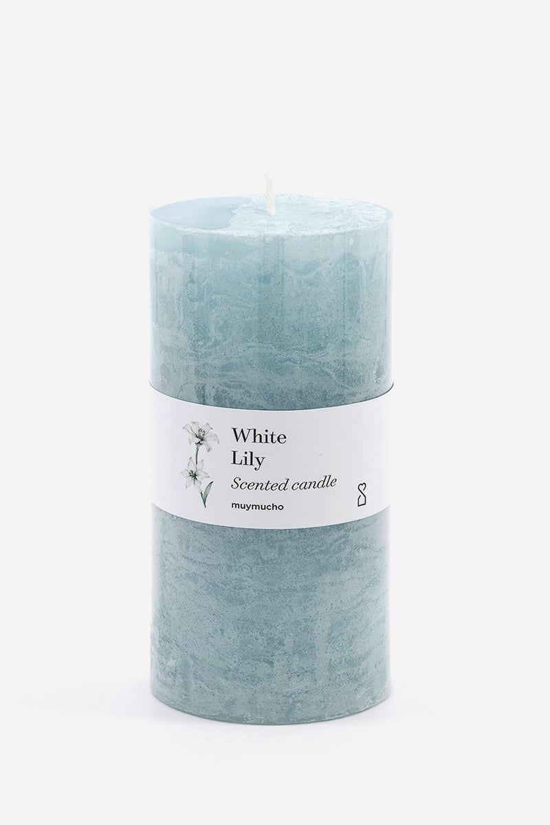 Muy Mucho White Lily Scented Candle, Mint  - Image 1