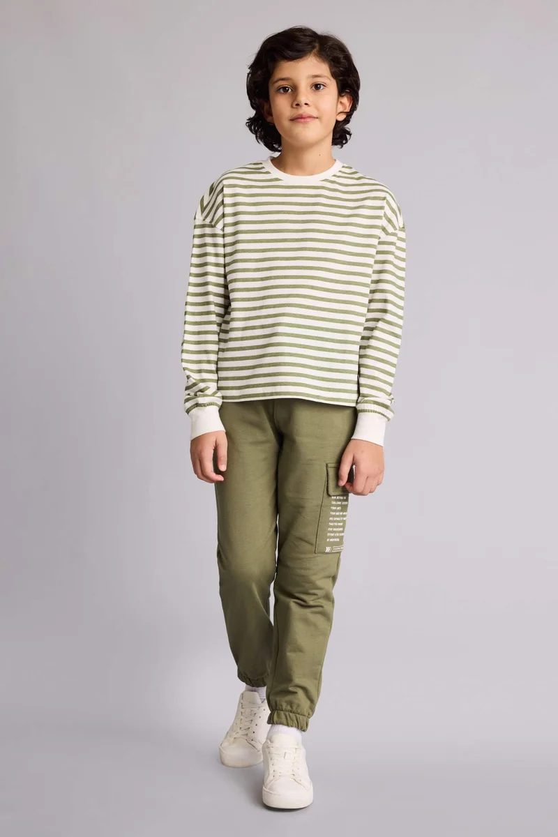 ديفاكتو Boy Regular Fit Slogan Print Sweatpants