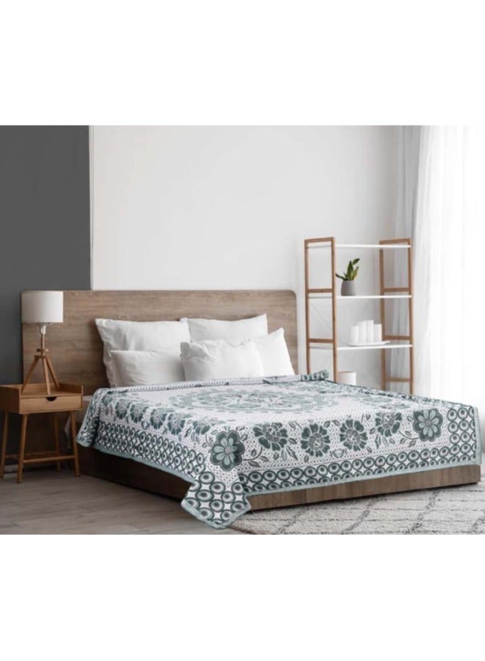 Jacquard Travel Bed Cover, 150×200 cm - Image 1