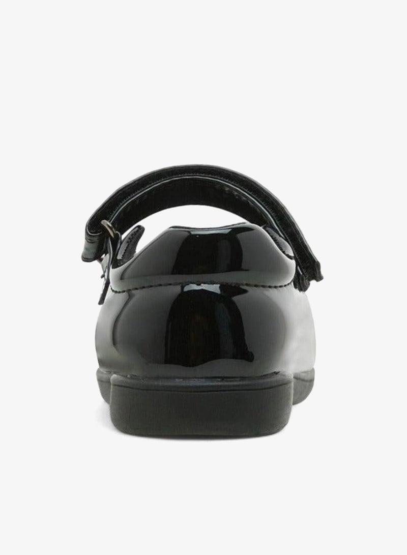 JUNIORS Scallop Detail School Shoes With Hook And Loop Closure - Image 5