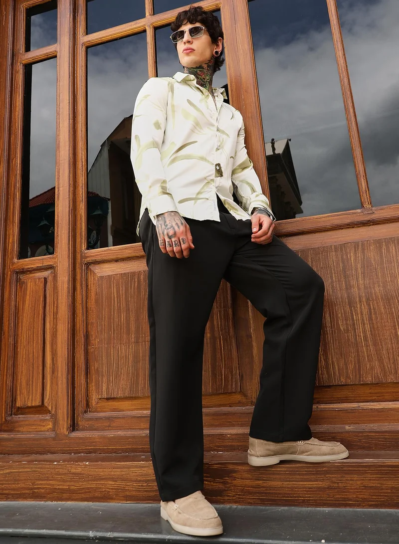Campus Sutra Campus Sutra Men's Olive Green Contrast-Strokes Imprint Shirt | Spread Collar , Long Cuffed Sleeves , Button Closure , Curved Hem | Abstract Print Plain | Polyester Shirt For Casual Wear