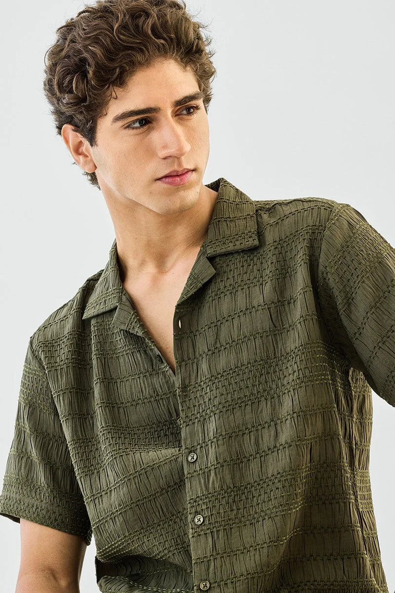 سنيتش قميص بقصة صندوقية بنقش بارز