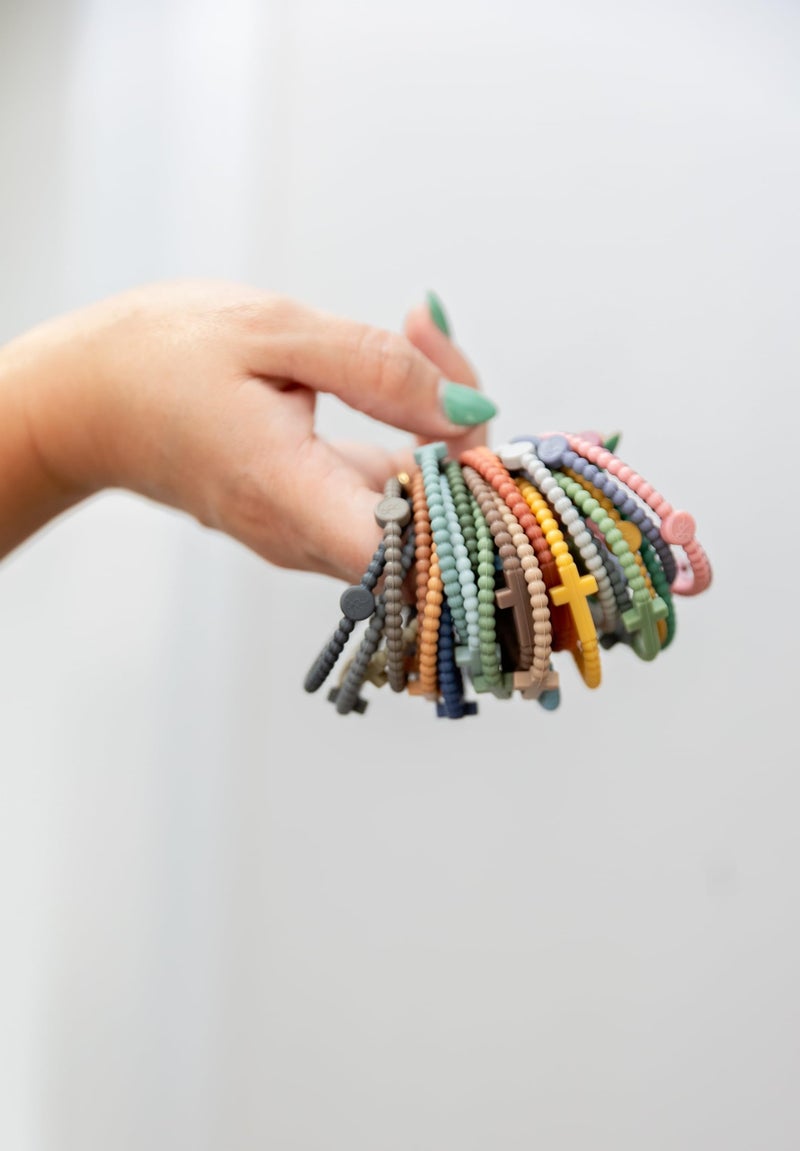 Ryan & Rose Jesus Bracelets - Cross Silicone Bracelet (Landscape (25 Pack), Medium) - Image 2
