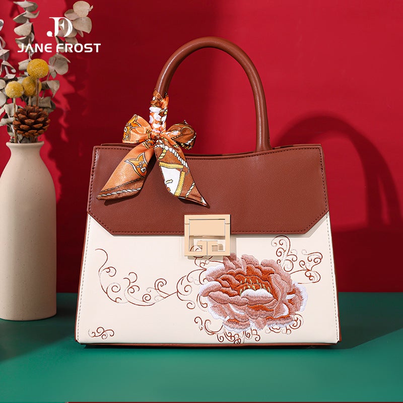 Light Luxury High-End Handbag Fashionable National Style Handmade Embroidered Bag Wedding Elegant Shoulder Bag For Women - Image 1