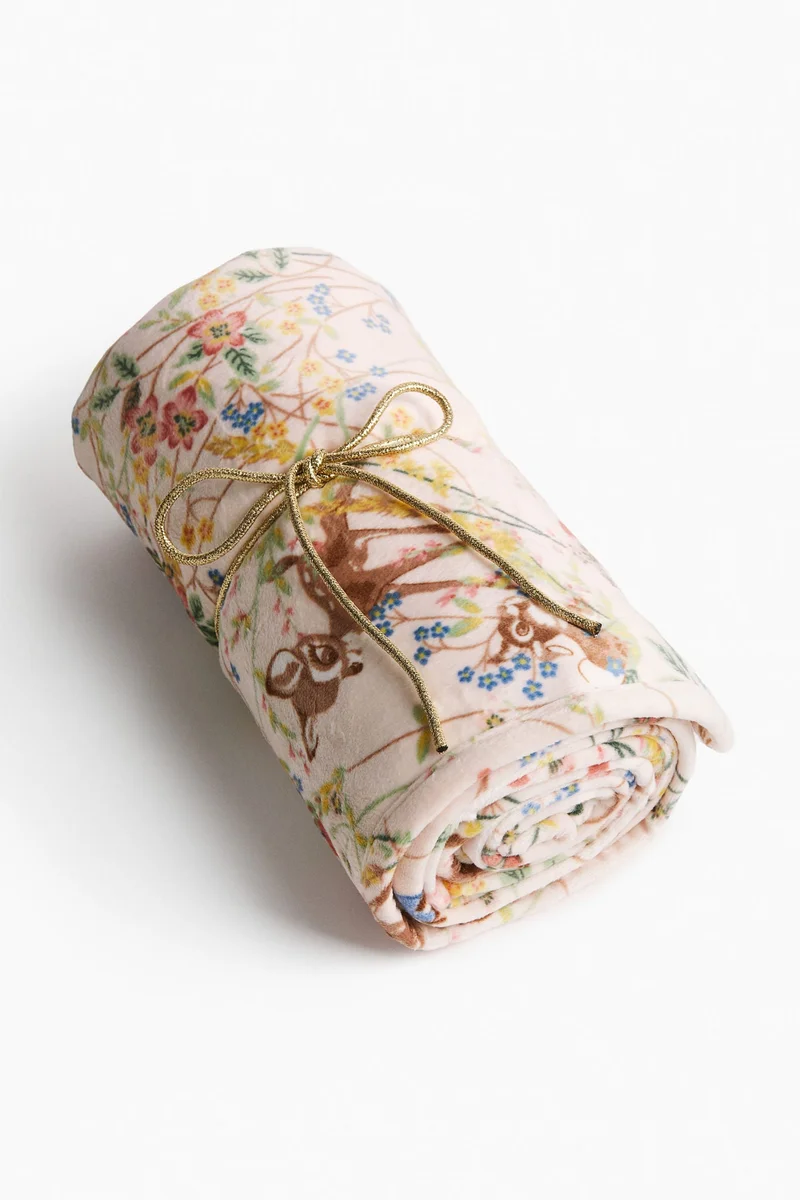 اتش اند ام بطانية منقوشة من الفيلور