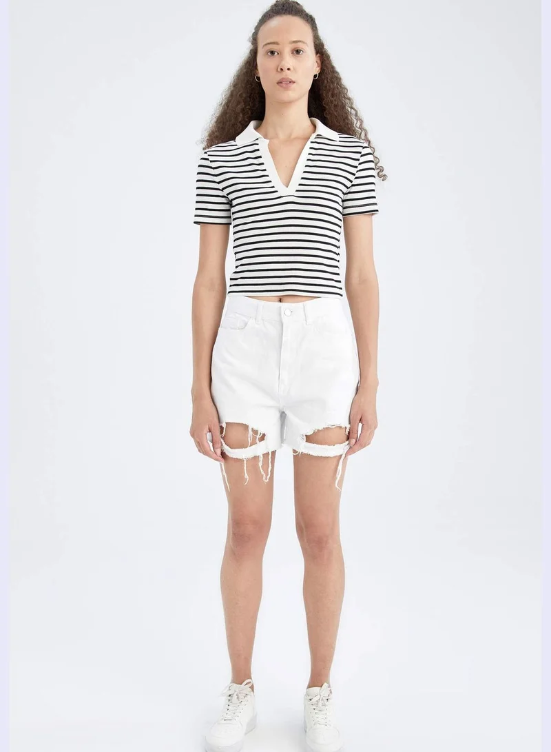 DeFacto Slim Fit V-Neck Short Sleeve Striped Crop Top