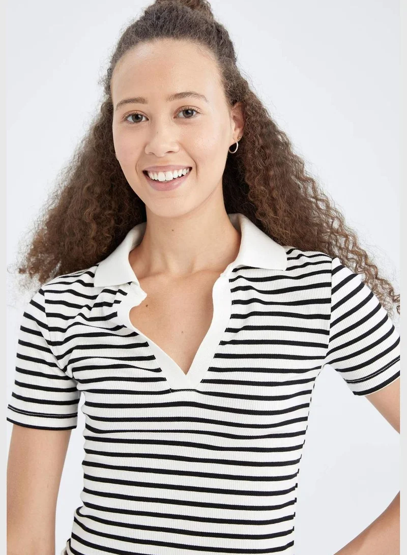DeFacto Slim Fit V-Neck Short Sleeve Striped Crop Top
