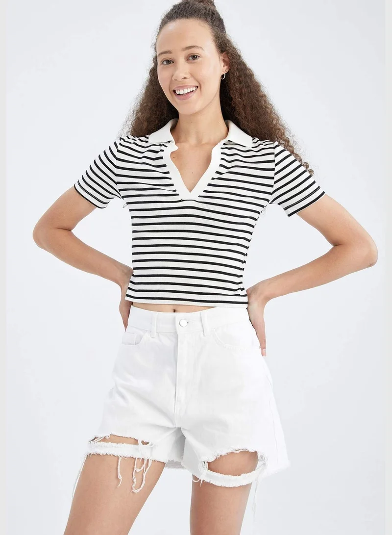 DeFacto Slim Fit V-Neck Short Sleeve Striped Crop Top