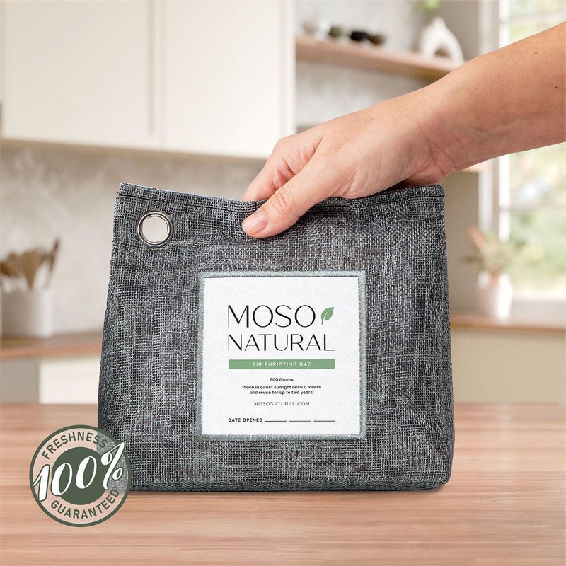 MOSO NATURAL حقيبة ماسو الطبيعية لتنقية الهواء كبيرة 600 جرام (21 أونصة) ماص للروائح من الفحم البامبو خالي من العطور. للمطبخ، غرفة النوم، القبو، الغرف الكبيرة. تصميم فاخر قائم بذاته. عمر افتراضي سنتين. - Image 2