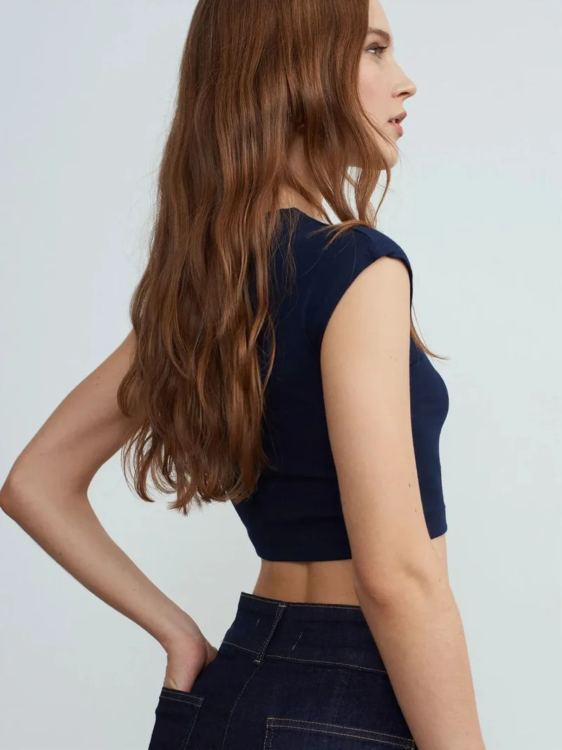 ديلفين Dilvin Slim Fit Crop Jersey Blouse