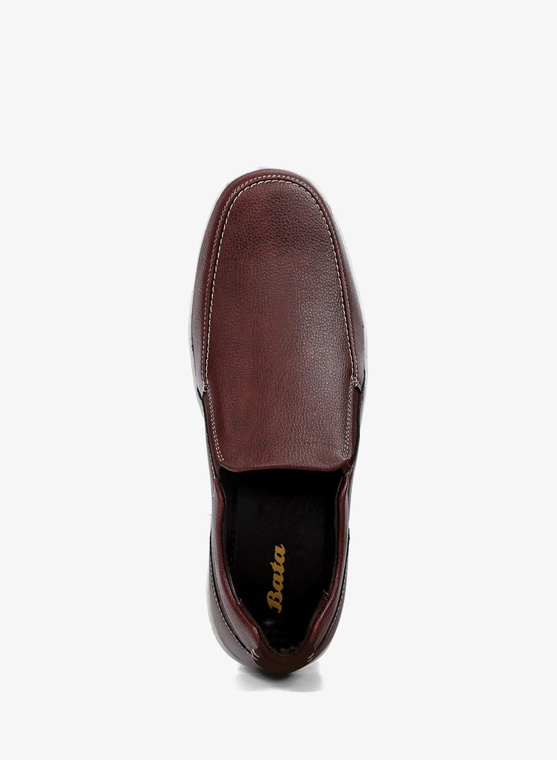 Bata Casual Slip-On Shoes - Image 4