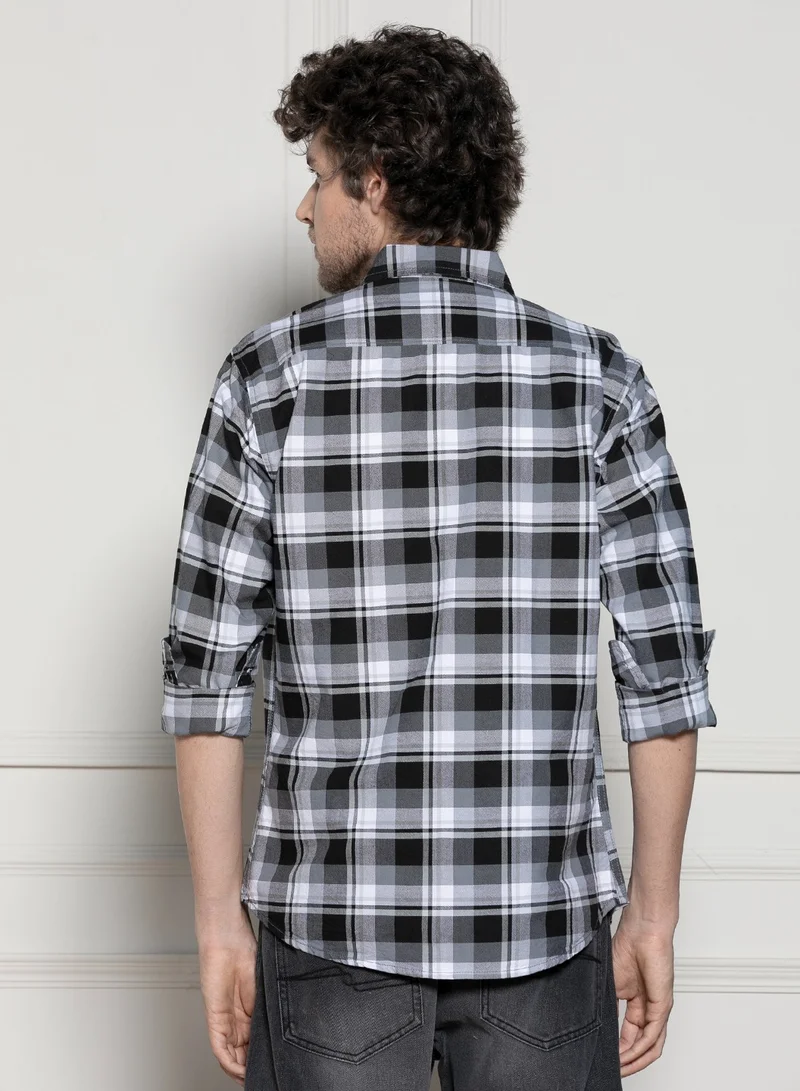 Dennis Lingo Regular Fit Black Shirt For Men Oxford Check Fabric Spread Collar Full Sleeves Casual Look
