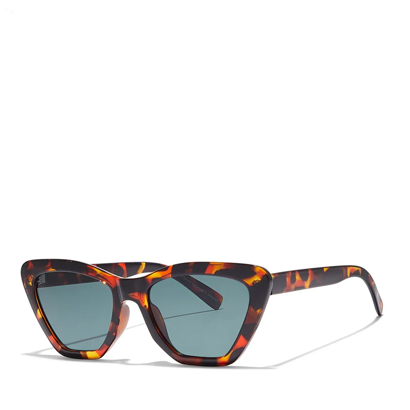 Blackout BlackOut HATTIE By Eyewa -Women Sunglasses -Cat Eye Sunglasses