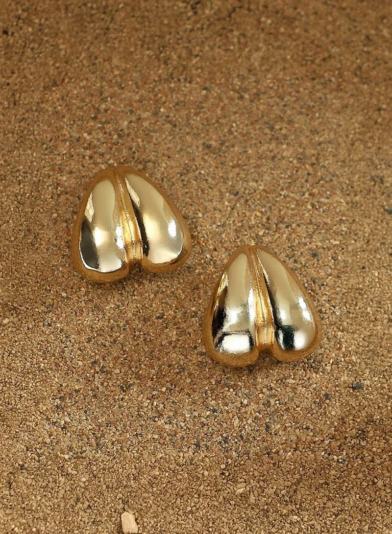 SOHI SOHI Women The Droplet-Heart Stud Earrings | California  Colour | One-Size | Metallic Alloy Material | Push Back Closure | Earrings For Casual & Evening Wear