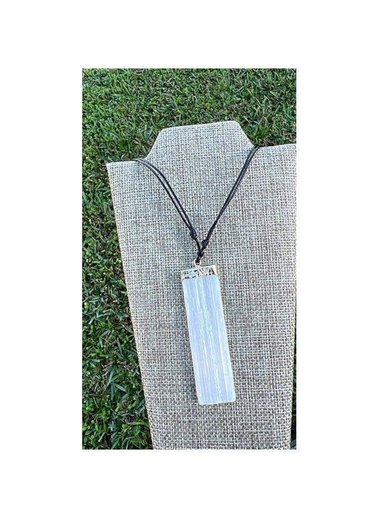 REBUY REBUY Selenite Pendant Crystal Healing Gemstone Pendant Stone Jewelry for Men & Women  - Image 3