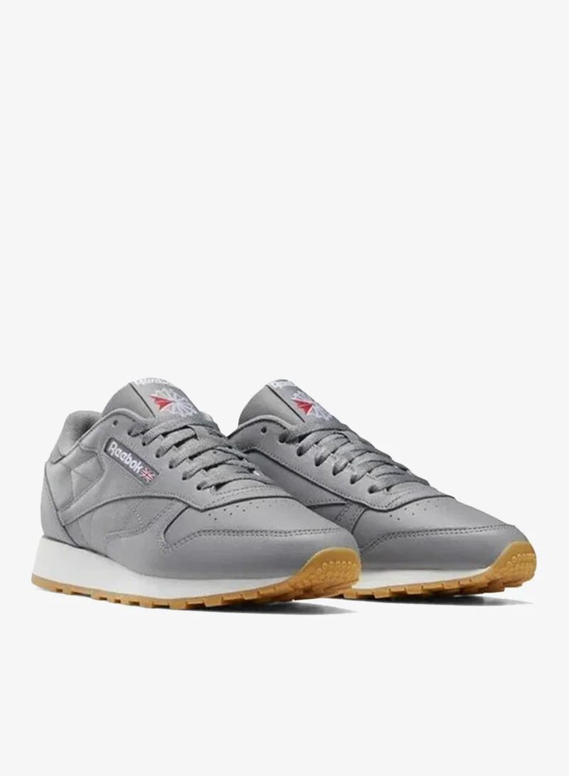 ريبوك Versatile leather shoes that are always your favorite classic