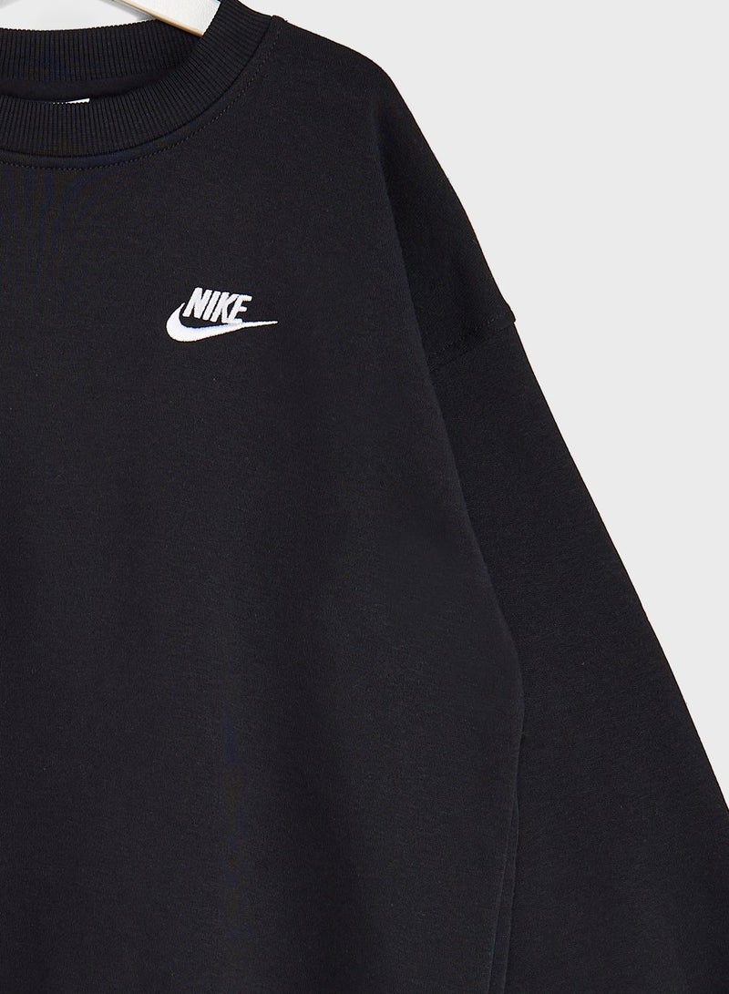 Nike Kids Club Fleece Oversized Sweatshirt - Image 3