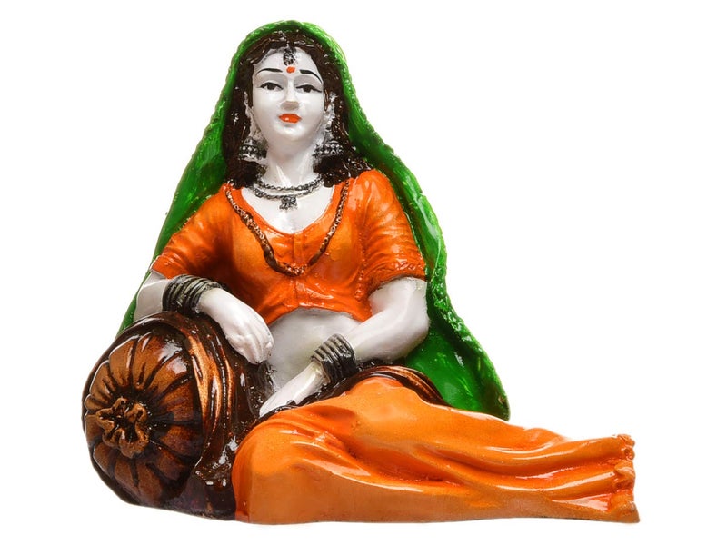 Karigaari India Handcrafted Rajasthani Couple Showpiece Polyresin Figurines of Lady in Resting Posture and Man Playing Dholak Traditional Home Decor Sculpture Ethnic Art Statue for Living Room Shelf - Image 4
