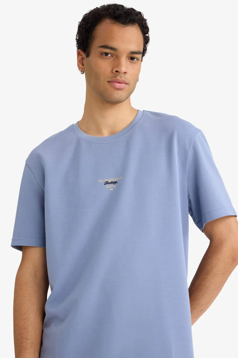 ديفاكتو Regular Fit Short Sleeve T-Shirt