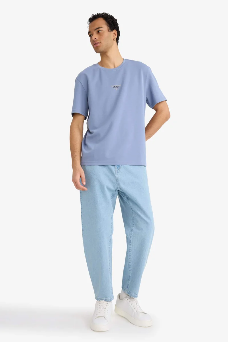ديفاكتو Regular Fit Short Sleeve T-Shirt