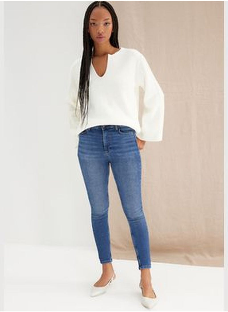 trendyol Blue More Sustainable High Waist Skinny Jeans TWOAW24JE00068  - Image 1