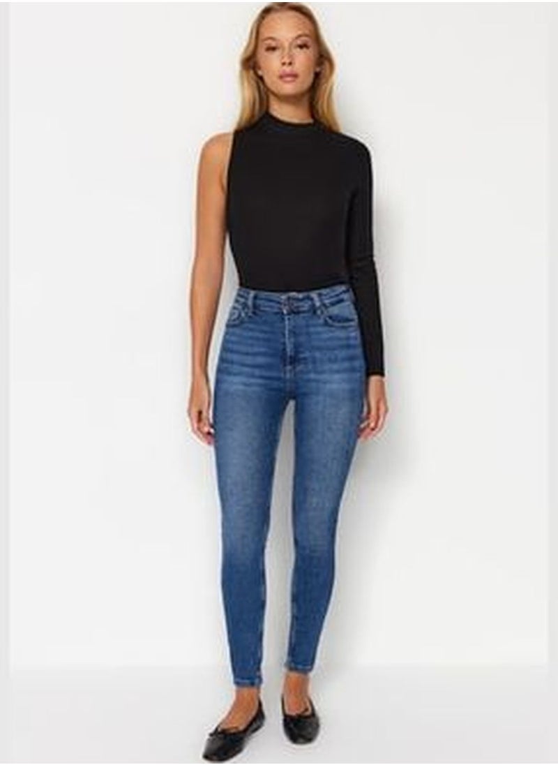 trendyol Blue More Sustainable High Waist Skinny Jeans TWOAW24JE00068  - Image 2