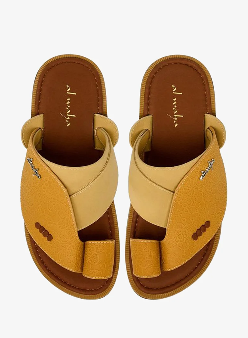 الواحة صنادل رجالية بتفاصيل شريط إصبع من تشكيلة رمضان