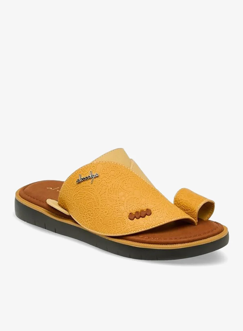 الواحة صنادل رجالية بتفاصيل شريط إصبع من تشكيلة رمضان