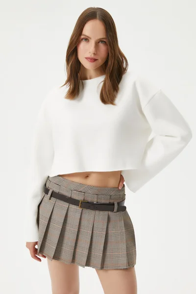 ريتنيس Women's Vegas Ecru Raised Crop Sweatshirt