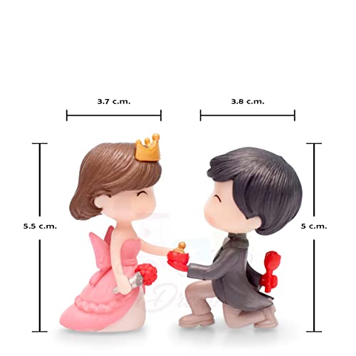 iDream Cute Couple Proposing Resin Figurine, Romantic Valentine's Day Gift for Girlfriend, Miniature Couple Showpiece (Grey & Pink) - Image 2