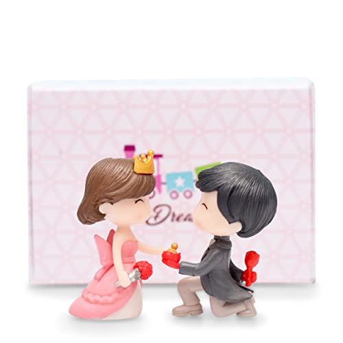 iDream Cute Couple Proposing Resin Figurine, Romantic Valentine's Day Gift for Girlfriend, Miniature Couple Showpiece (Grey & Pink) - Image 3