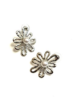 Trio Earrings Silver Central pearl flower earrings  - Image 3
