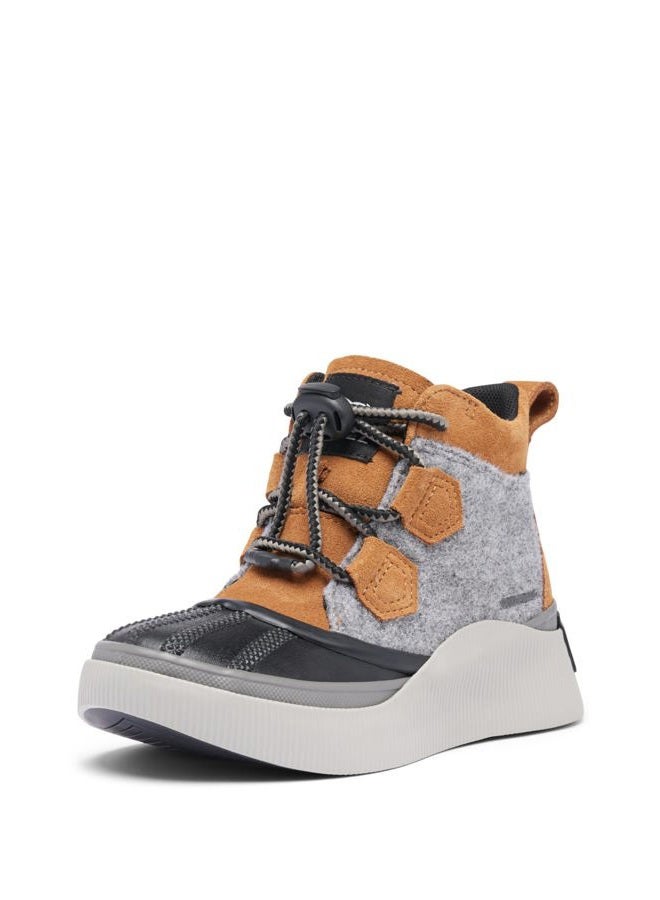 Sorel Unisex-Child Out N About Iv Classic Waterproof Boots, Taffy/Black Felt, 2 Big Kid - Image 1