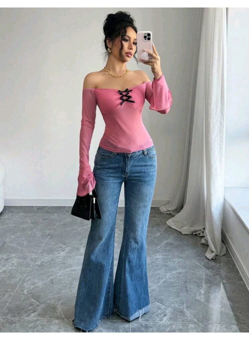 شي إن بلوزة شي إن الفرنسية الوردية المحبوكة مكشوفة الكتفين بأكمام واسعة من القماش الشبكي المطاطي مع فيونكة سوداء مزينة - Image 5