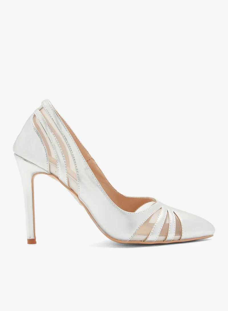 Khizana Cutout Detail Pointed Pump