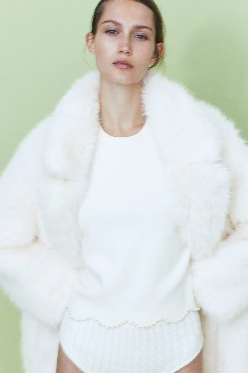 H&M Bead-Embellished Knitted Top