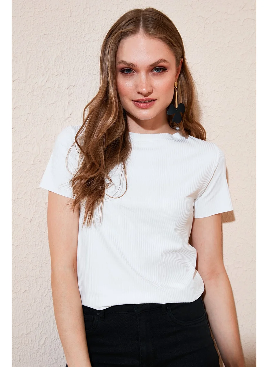 Lela Crew Neck Slit Detail Blouse Women's Blouse 5863431