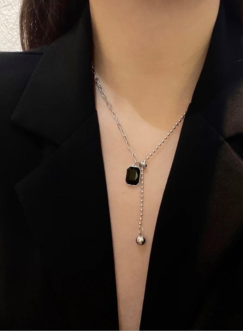 بلو لاين سلسال نسائي مصنوع من الاستانلس ستيل ومرصع بالزركون - Image 1