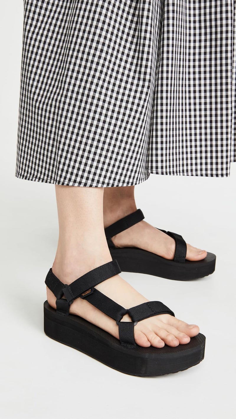 Teva Women's Flatform Universal Platform Sandal, Black, 10 M US - Image 2