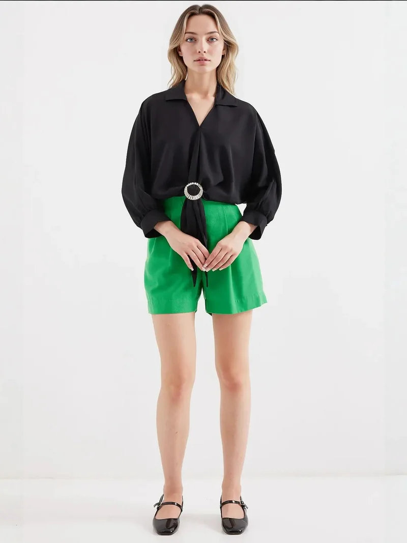 بيغ دارت بلوزة قصيرة  بفيونكة