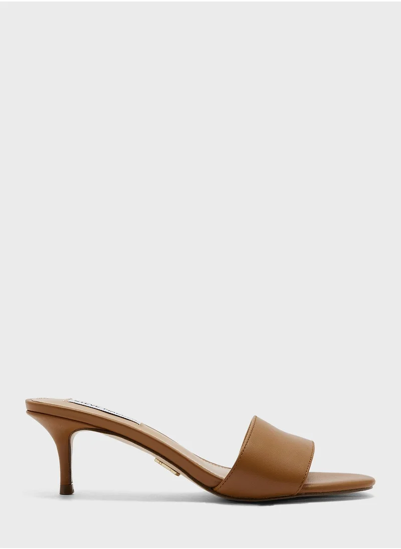STEVE MADDEN Single Strap Mid Heel Sandals