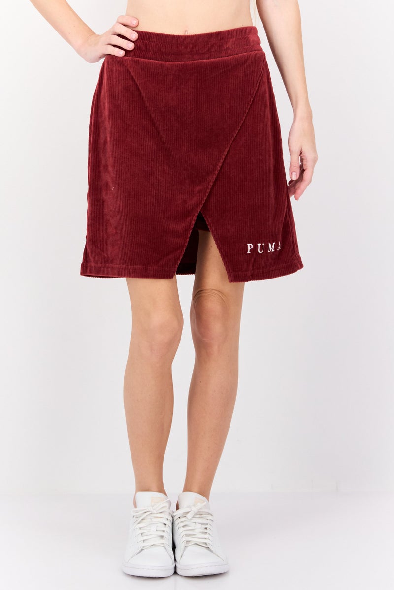 PUMA تنورة رياضية نسائية مناسبة في الهواء الطلق، مارون - Image 1