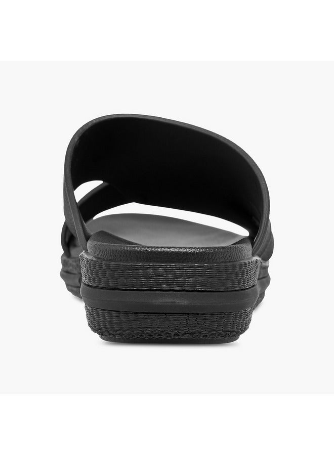 Le Confort Men Textured Slip On Cross-Strap Sandals  - Image 4