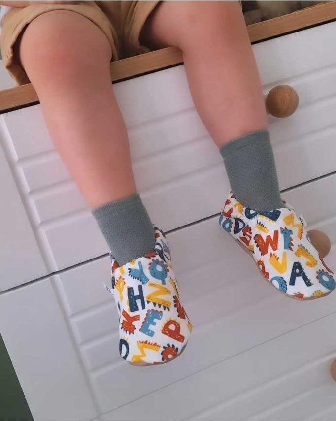 Ella Bonna Non-Slip Sole Letter Patterned Baby Booties, Home Boots Slippers Nursery Shoes Slippers - Image 2