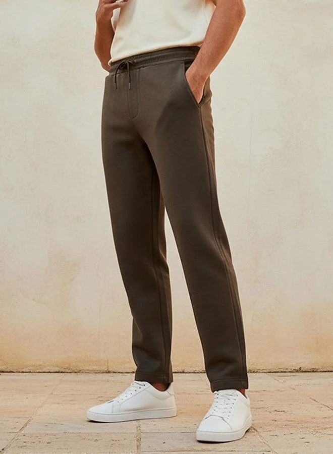سبلاش فيڤ Men Straight Fit Joggers with Drawstring Closure