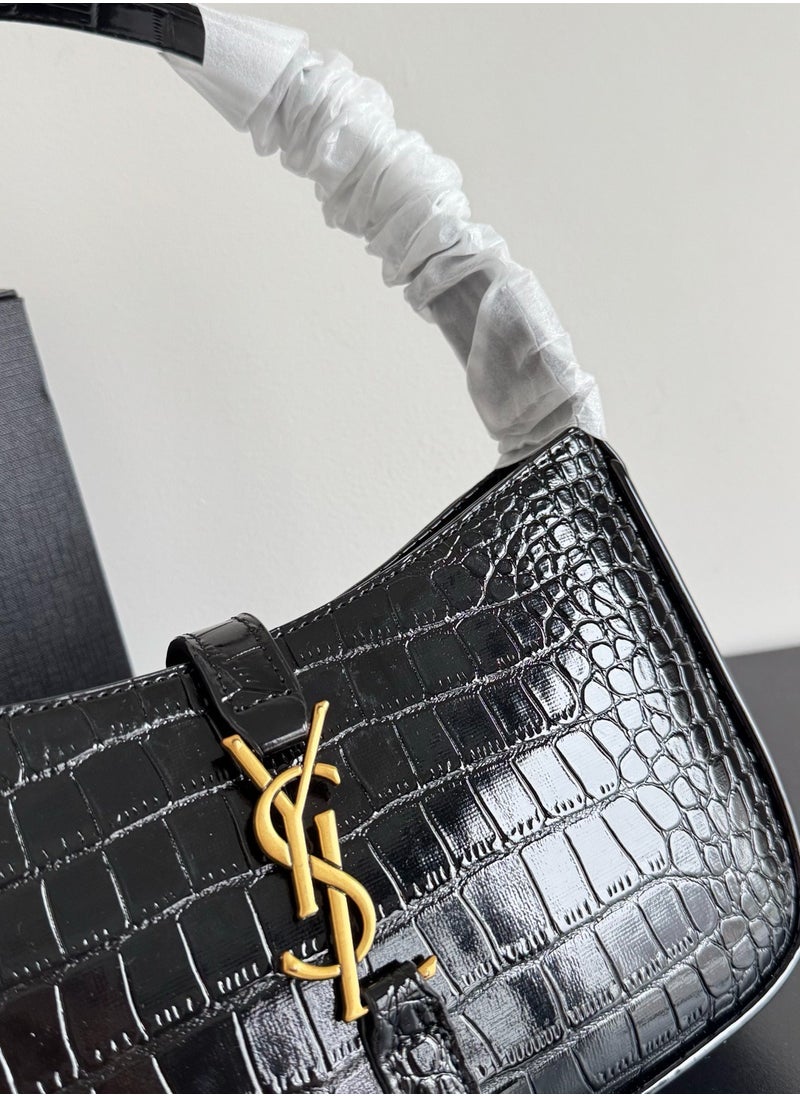 Yves Saint Laurent - Le 5 a 7 Hobo Shoulder Bag - Image 1