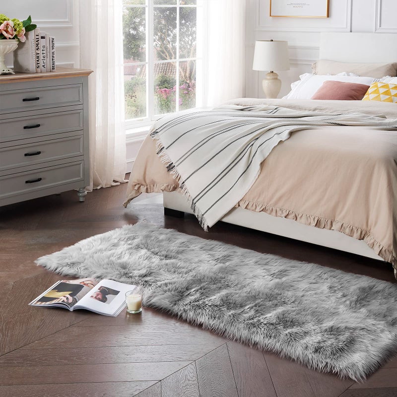 Ciicool Faux Fur Rug for Bedroom Grey Fluffy Shag Rug for Sofa Couch Seat Cushion Washable Fuzzy Runner Rugs Thick Fur Area Rug Floor Carpets for Bedside Living Room 2x6 Ft Rectangle