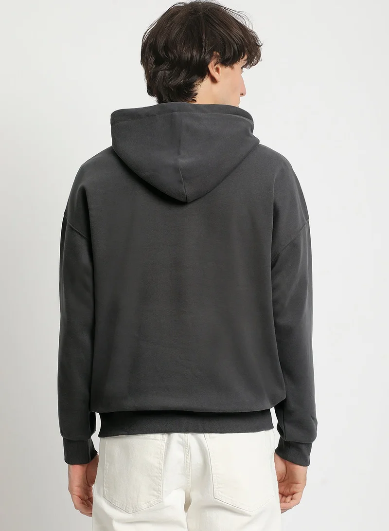 THE BEAR HOUSE Men's Hoodie Casual Pullover Sweatshirt with Kangaroo Pocket and Adjustable Hood Soft Warm and Stylish for Winter Travel and Everyday Wear