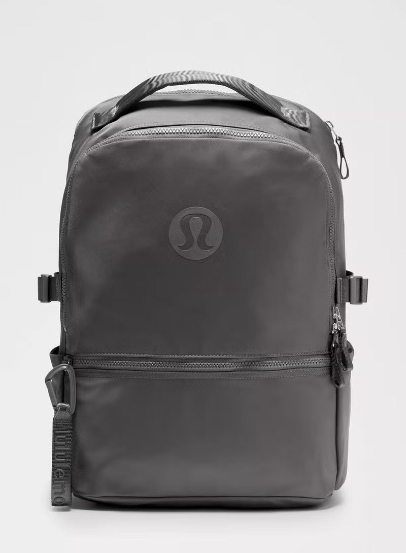 لولوليمون Lululemon حقيبة ظهر مزدوجة الأكتاف، رياضية، مناسبة للمدرسة، واللباس اليومي، وتسلق الجبال، بسعة كبيرة 22 لتر - Image 1